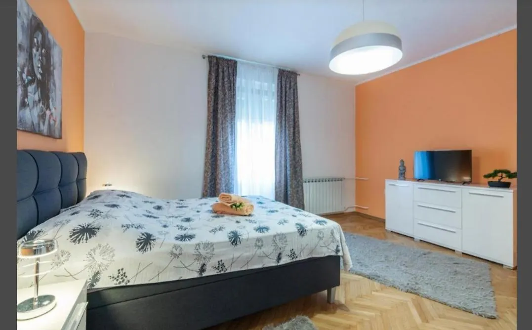 Apartment Punta With Garage, Balcony, Garden And Sea View Opatija